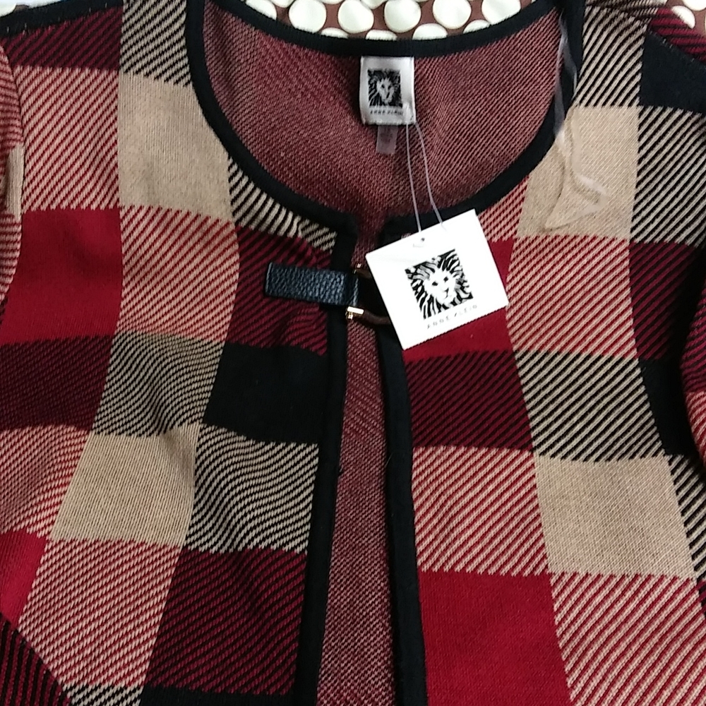 Brand New With Tags.Womens Anne Klein Sweater size 1x